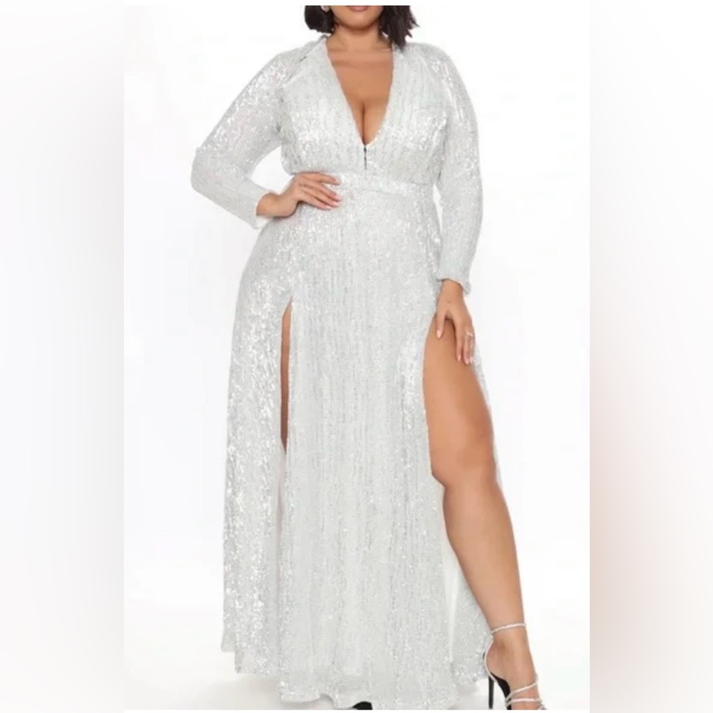NWT Xpluswear Elegant sequin Silver dress